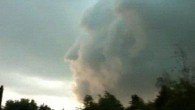 Gezicht in wolk: mooie pareidolia Veel media schrijven erover, niemand noemt het fenomeen bij naam.